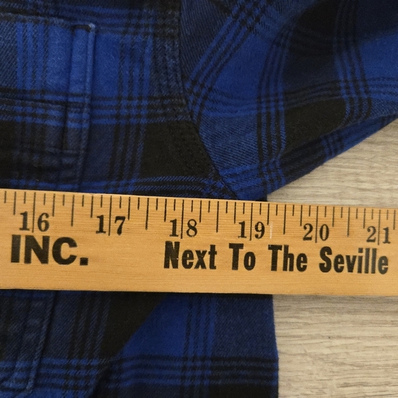 CARHARTT Flannel Plaid Shirt Men Size Medium Relaxed Fit Long Sleeve Blue Black - Picture 5 of 6